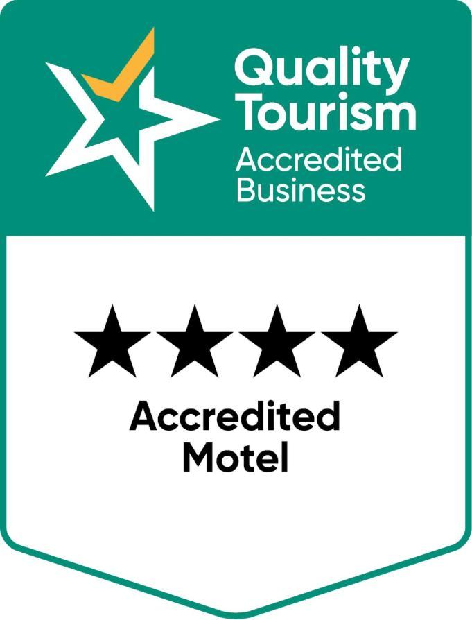 Centrepoint Motel Deniliquin Ngoại thất bức ảnh
