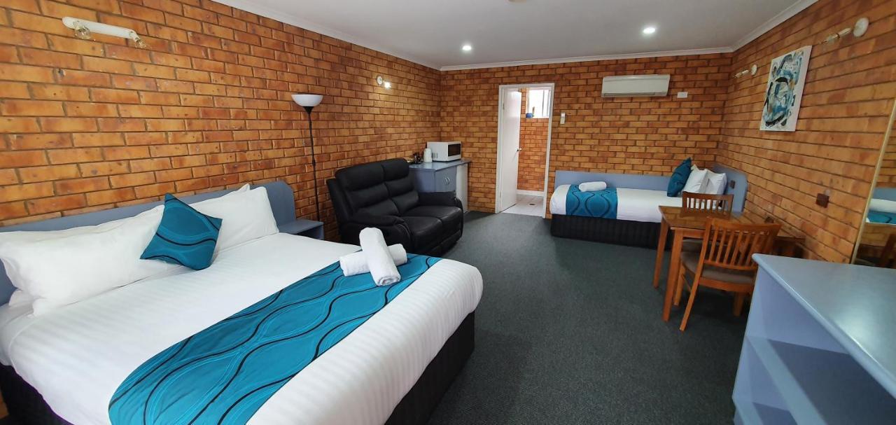 Centrepoint Motel Deniliquin Ngoại thất bức ảnh
