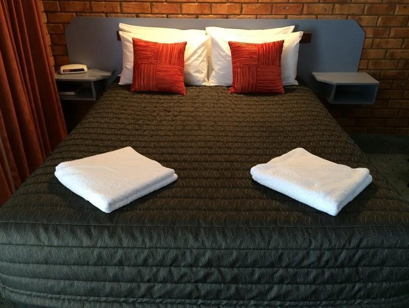 Centrepoint Motel Deniliquin Ngoại thất bức ảnh