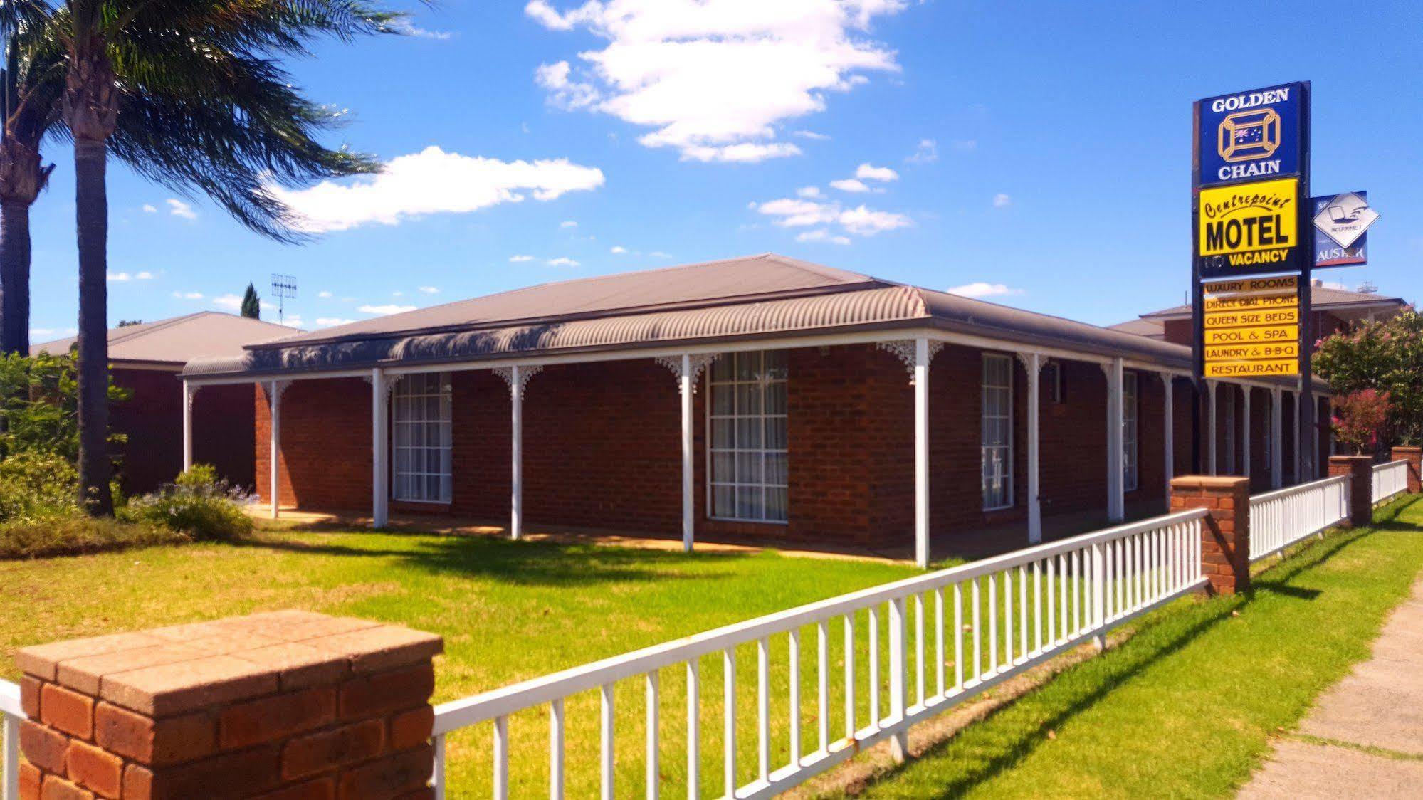 Centrepoint Motel Deniliquin Ngoại thất bức ảnh
